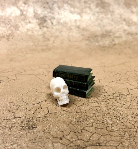 Skull & Books Set