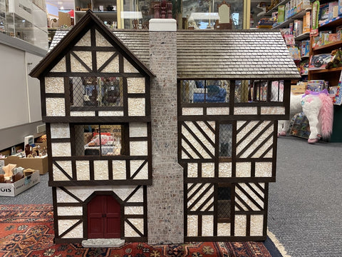 Moreton Hall Dollhouse by Gary Jay