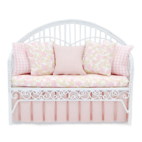 Day Bed, White Wicker with Pinks