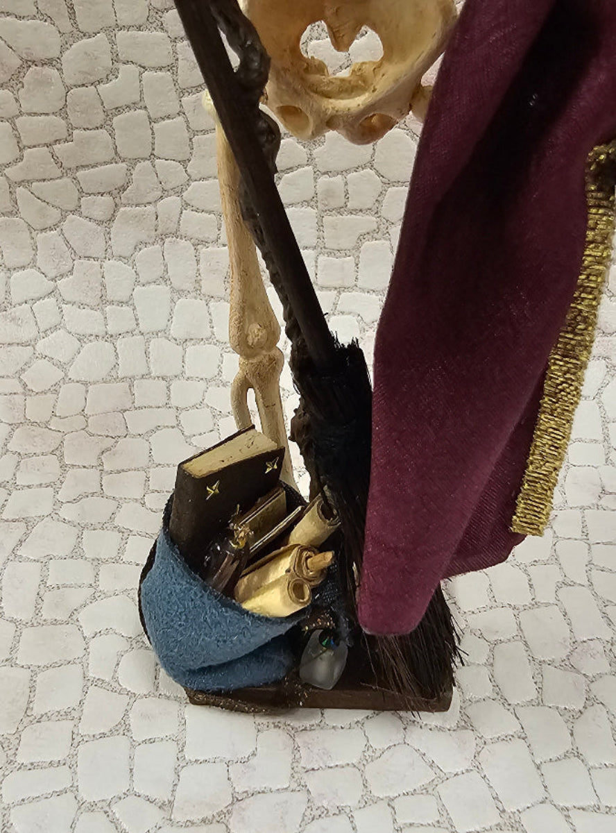 'Scary Gary' the Coat Rack – Dollhouse Junction
