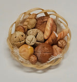 1:12 miniataure scale basket of bread