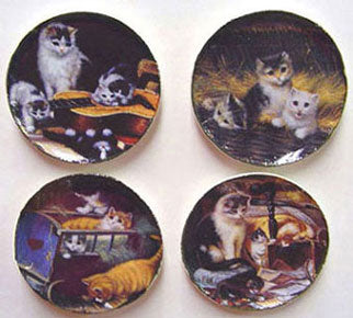 Set of Four Plates with Cats and Kittens Themed