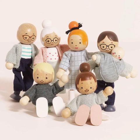 Doll House Family, Wooden, 7 Piece Set