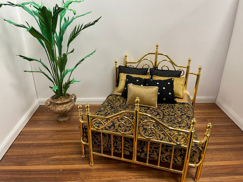 Brass Bed with Twining Laurel Print Linens
