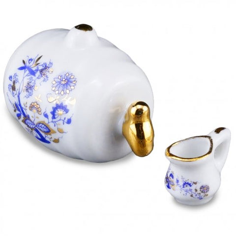 Drink Jug with Spigot and Pitcher, Blue Onion