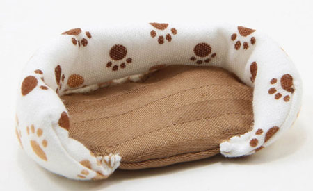 Pet Bed, Brown and White