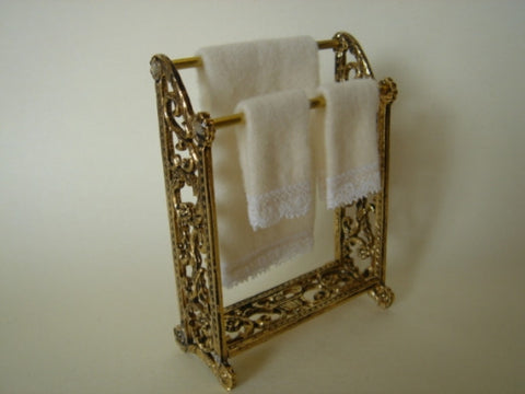 Bronze Towel Stand with Towels