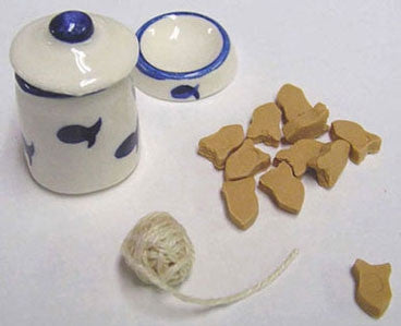 CAT BOWL, CANISTER, TOY & TREATS