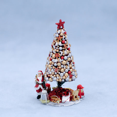 Mini Christmas Tree with Accessories, Red and Gold