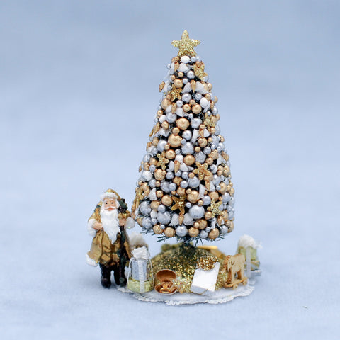 Mini Christmas Tree with Accessories, Gold and White