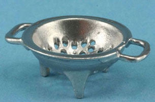 Colander, Silver, LIMITED STOCK
