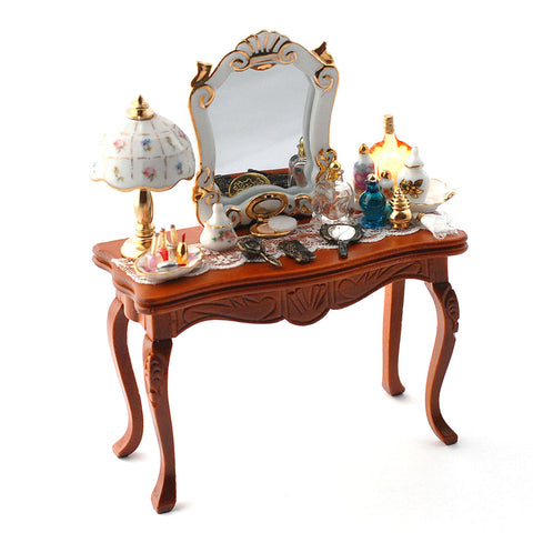 Reutter Women's Cosmetic Table